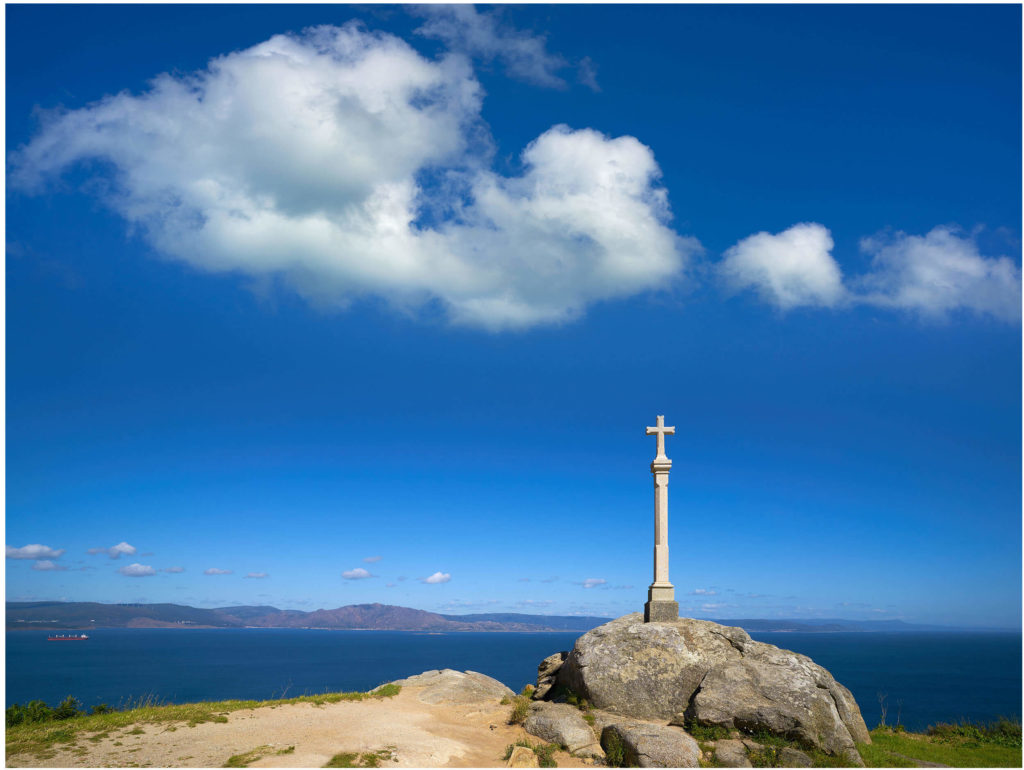 Camino Finisterre landmark - cross