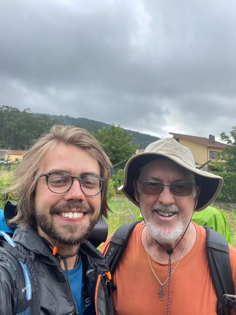 a picture of 2 pilgrims